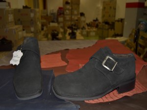 Stock zapatos piel hombre / mujer