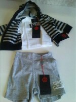 Stock de ropa para ninos